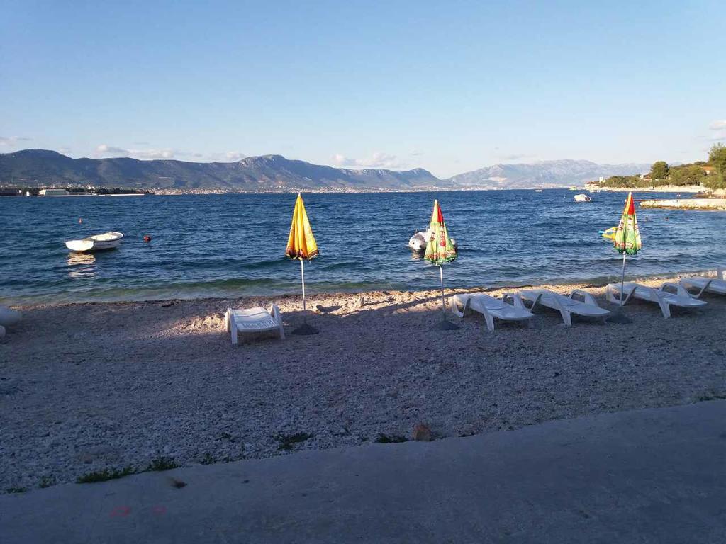 Apartments Paola Trogir Buitenkant foto